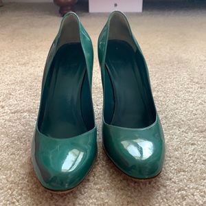 Gucci turquoise heels